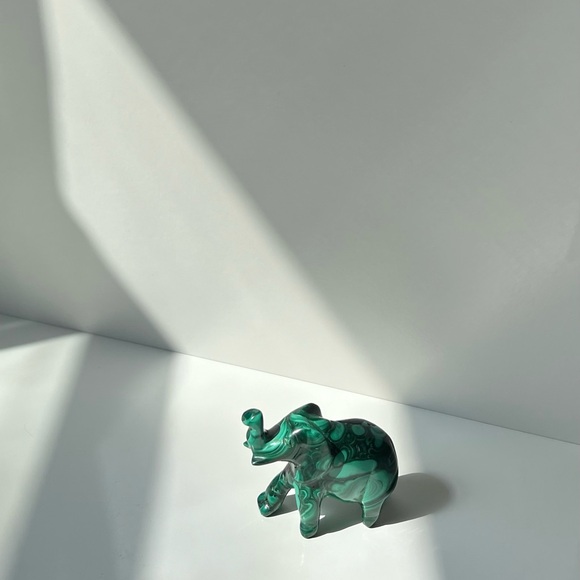 Malachite Elephant - Picture 14 of 16